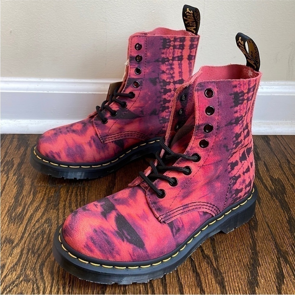 NWT Dr Martens 1460 Pascal Tie Dye Abstract Lace Up Boots Soft